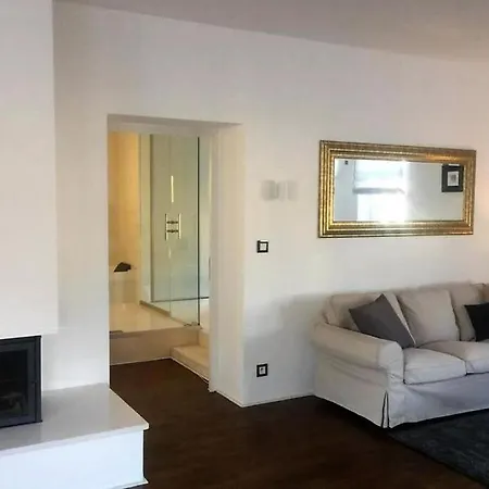 Luxusny 118m2 S Krbom V Centre Nitry *