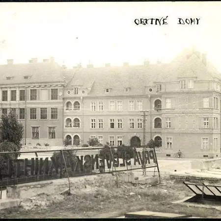 Apartmán Luxusný 118m2 S Krbom V Centre Nitry *