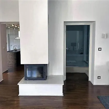 Luxusny 118m2 S Krbom V Centre Nitry Apartment *