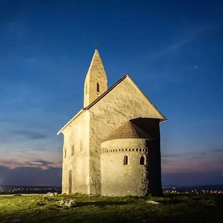 Luxusny 118m2 S Krbom V Centre Nitry Daire *