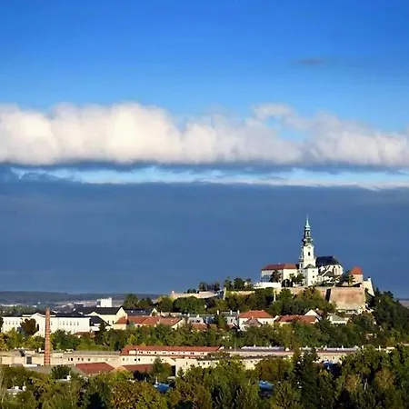 Daire Luxusny 118m2 S Krbom V Centre Nitry *