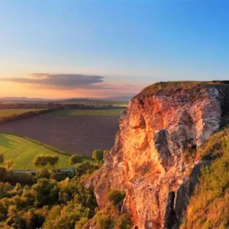 Apartamento Luxusný 118m2 S Krbom V Centre Nitry Nitra