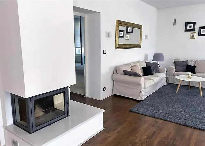 Luxusny 118m2 S Krbom V Centre Nitry Nitra