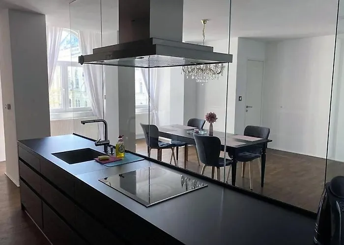 Luxusny 118m2 S Krbom V Centre Nitry Apartment